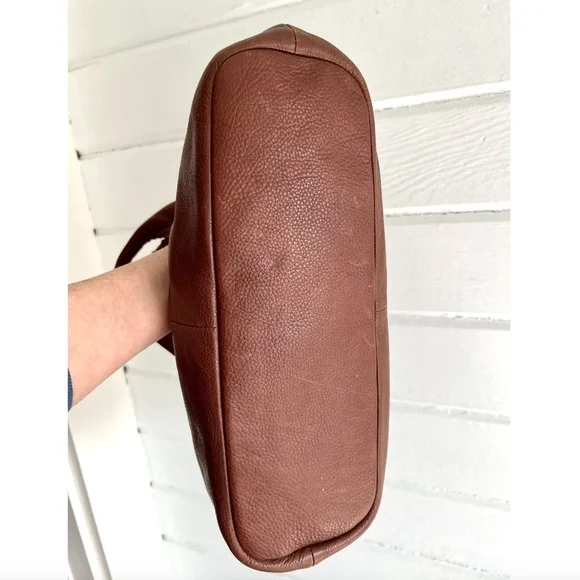 Vintage BANANA REPUBLIC Genuine Leather Bag in Brown - Great Condition! - Picture 4 of 11